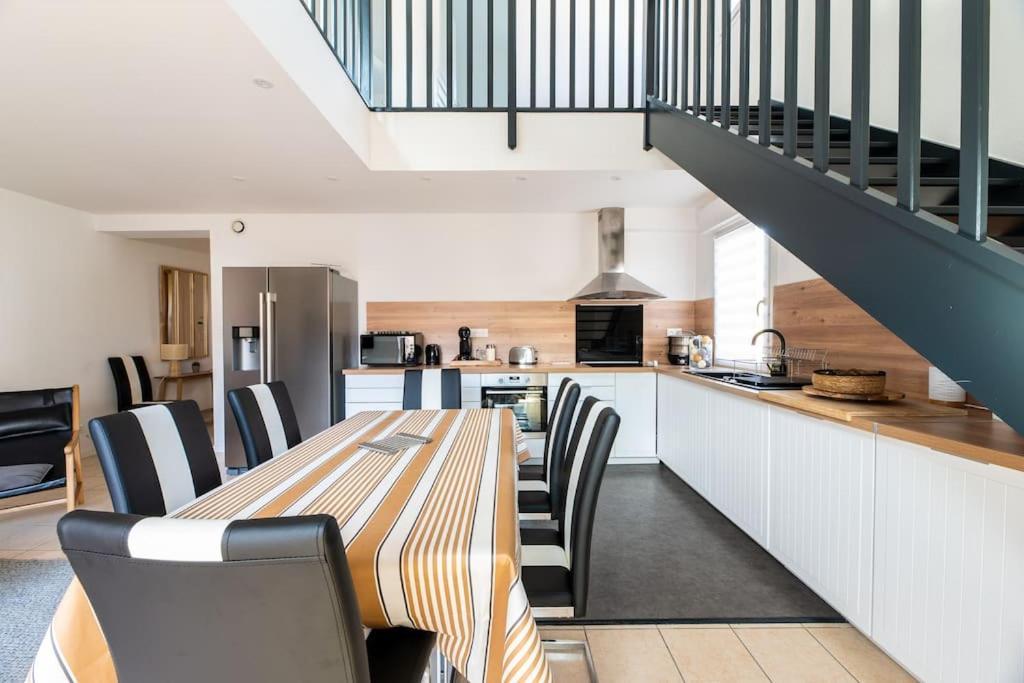 Ravissante Maison 3* Avec Jacuzzi Proche Lac Biscarrosse Buitenkant foto