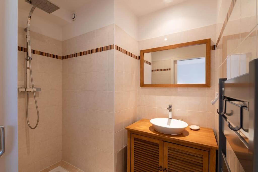 Ravissante Maison 3* Avec Jacuzzi Proche Lac Biscarrosse Buitenkant foto